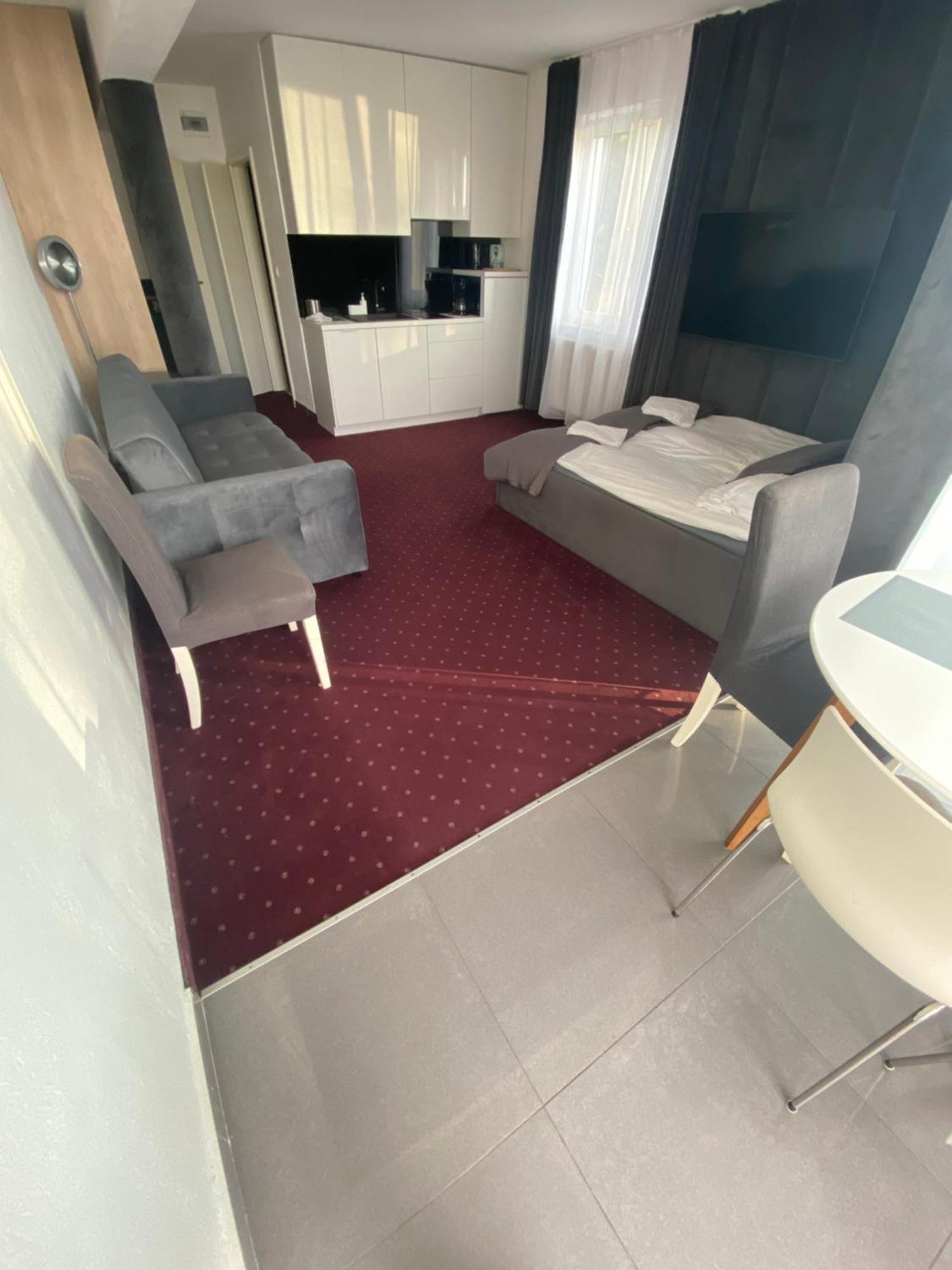 Apartamenty Nad Jeziorem Charzykowskim Villa Emilia Charzykowy Exterior foto